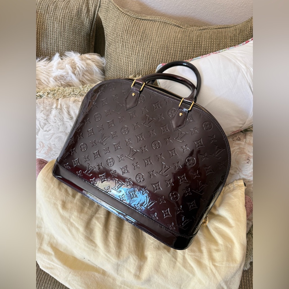Authentic LOUIS VUITTON Alma GM Monogram Amarante Vernis Leather Satchel Bag